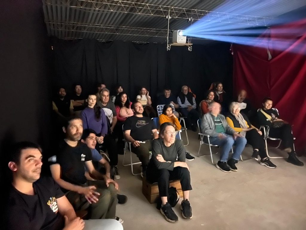 Cineclub De La Tierra (Esperanza)